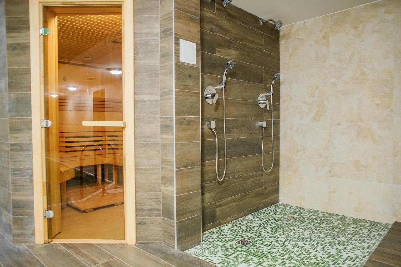 Olimpiyskiy Hotel Minsk Eksteriør billede